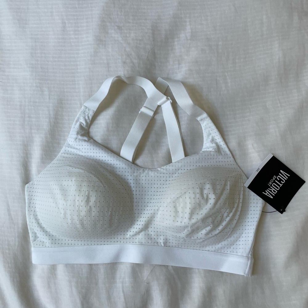 Victoria Secret White Lightweight Sports Bra 34C NWT